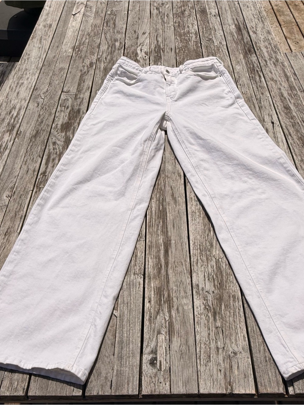 Old Navy Extra High Rise Wode Leg White Jeans